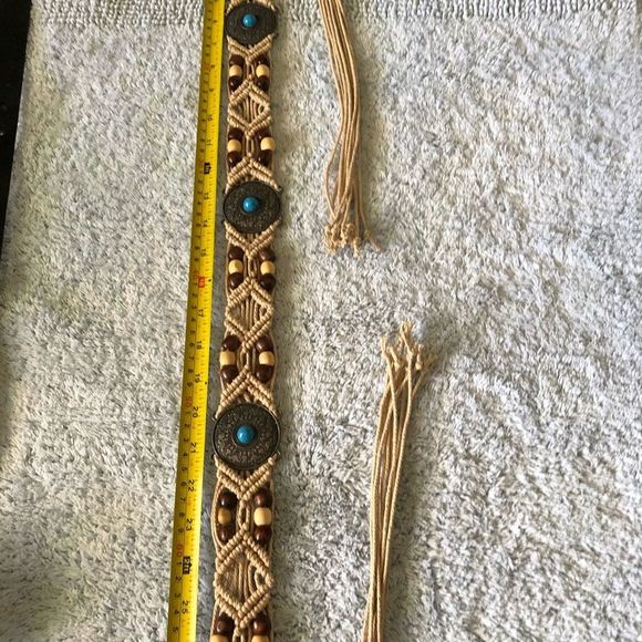 Tie belt size small - Picture 5 of 5